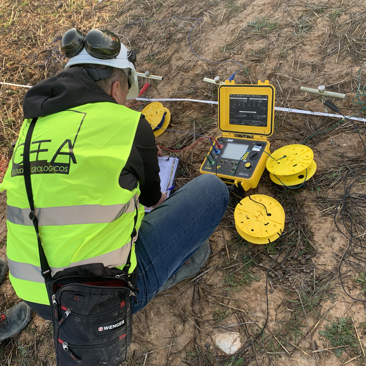 GEOFISICA GEEA GEÓLOGOS